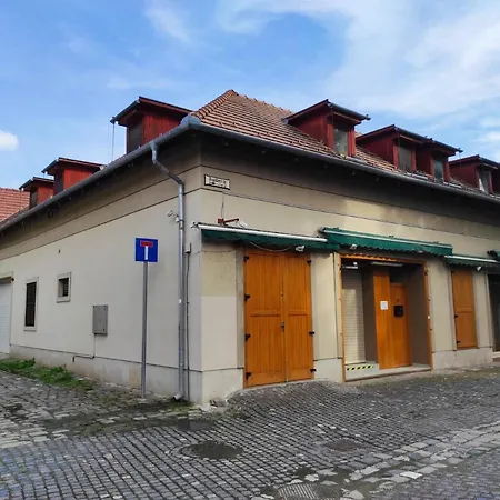 Tina Apartman Apartamento *